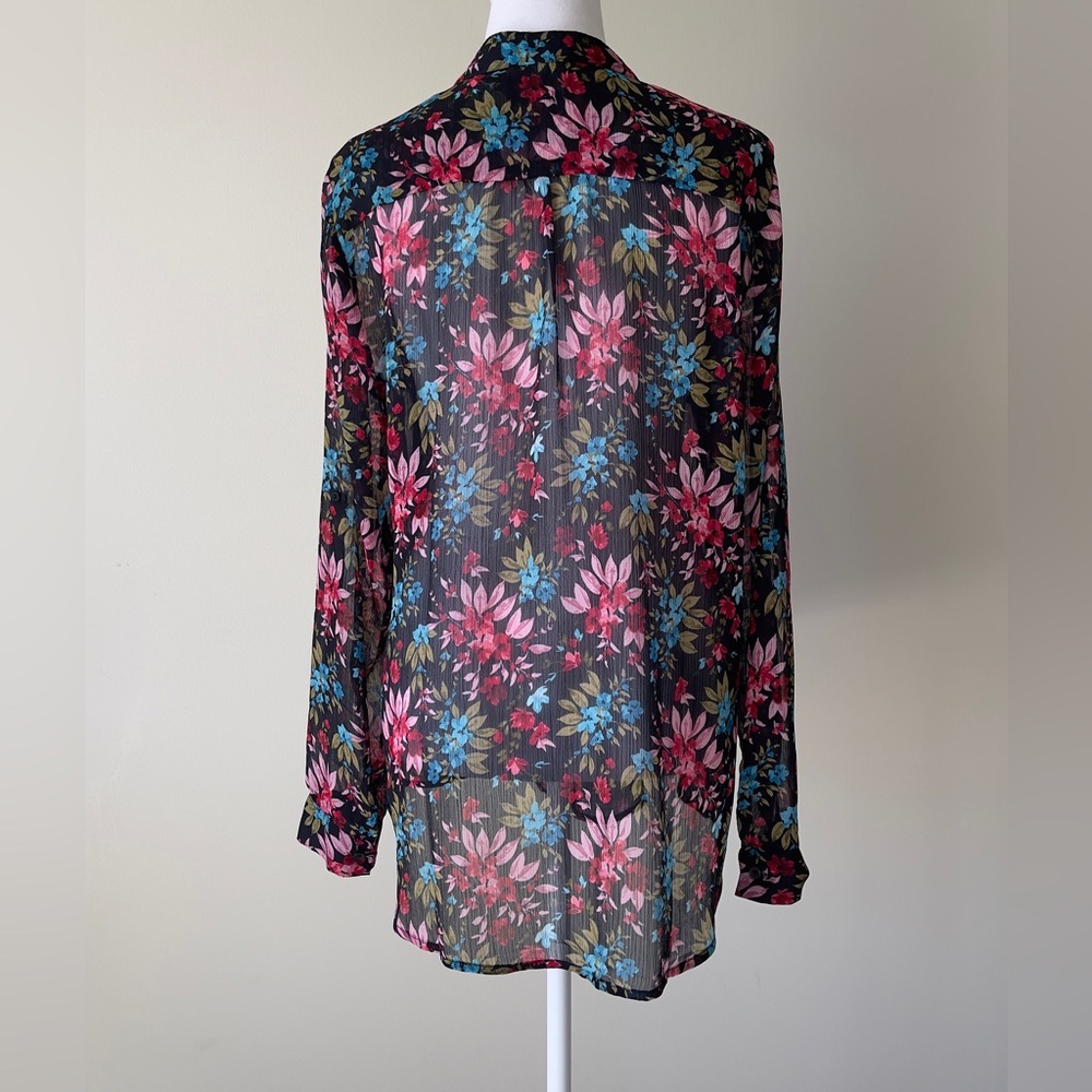 Kut from the Kloth Floral Sheer Long Folding Sleeve Button Down Blouse EUC - Picture 3 of 7